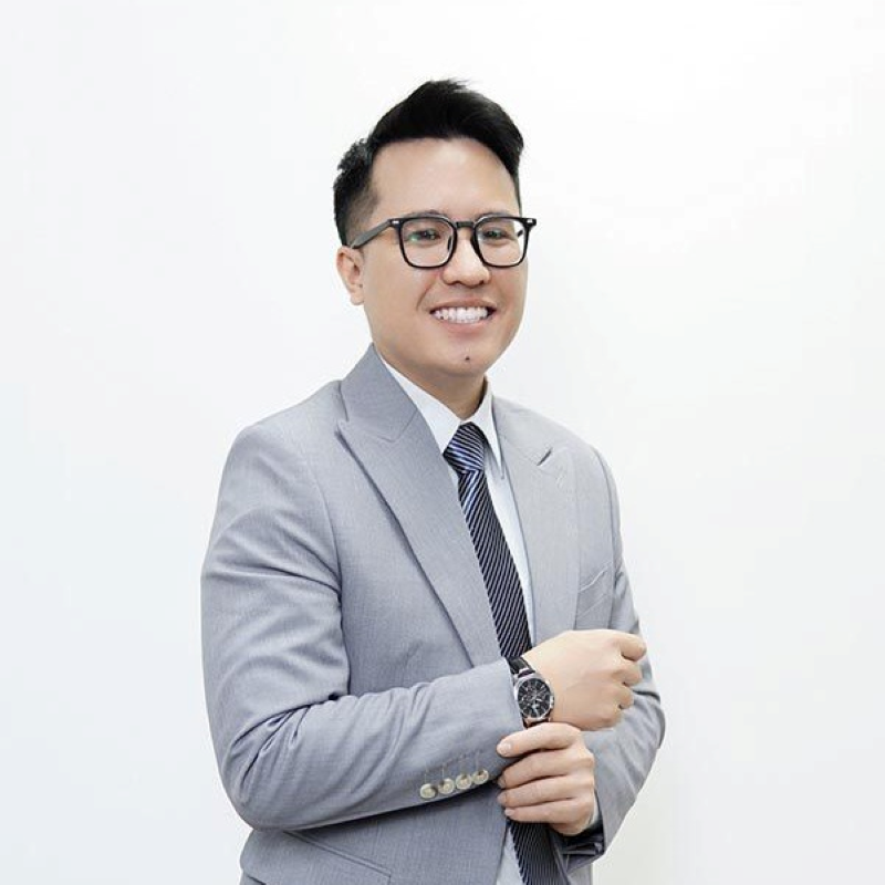 Luat-su-Ly-Tran-Linh