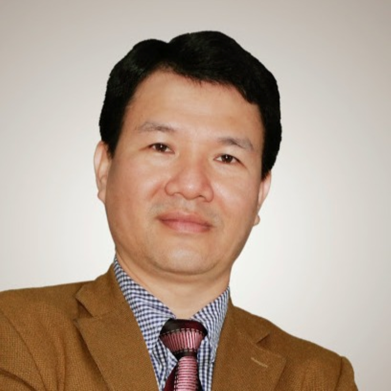 Luat-su-Mai-Tien-Dung